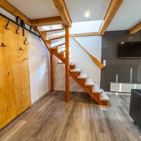 Promenada I Nad Jeziorem Mikolajki (Mragowo)