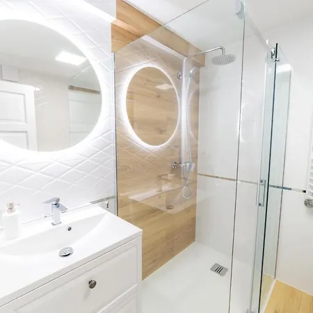 Apartment Promenada I Nad Jeziorem Mikolajki (Mragowo)