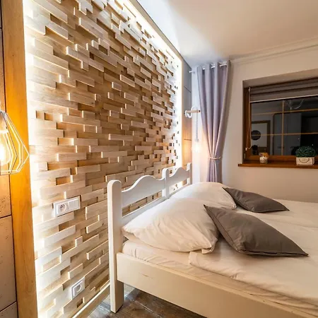 Promenada I Nad Jeziorem شقة