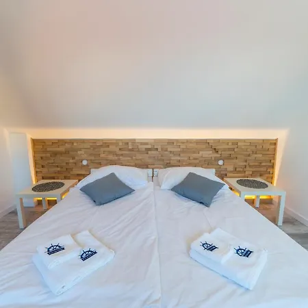 Promenada I Nad Jeziorem * Mikolajki (Mragowo)