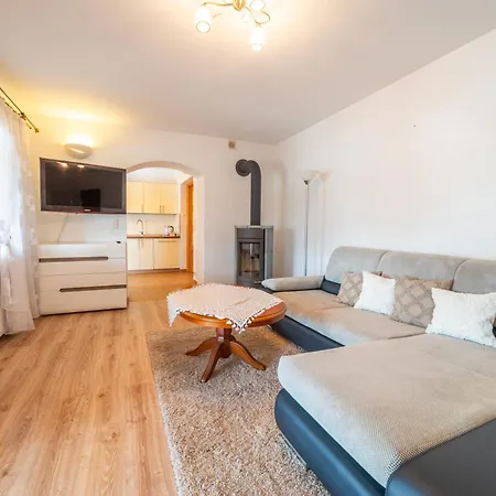 Promenada I Nad Jeziorem شقة