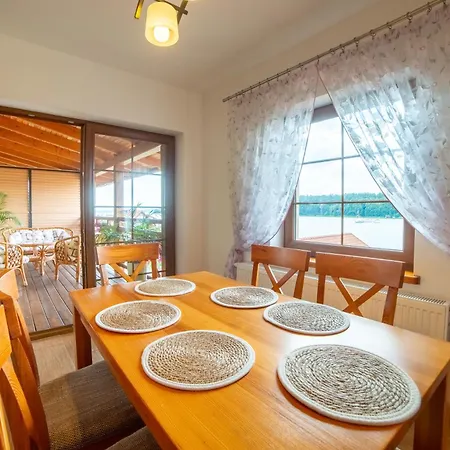 Promenada I Nad Jeziorem *