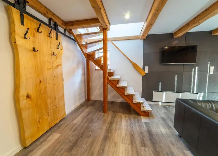 Promenada I Nad Jeziorem Mikołajki